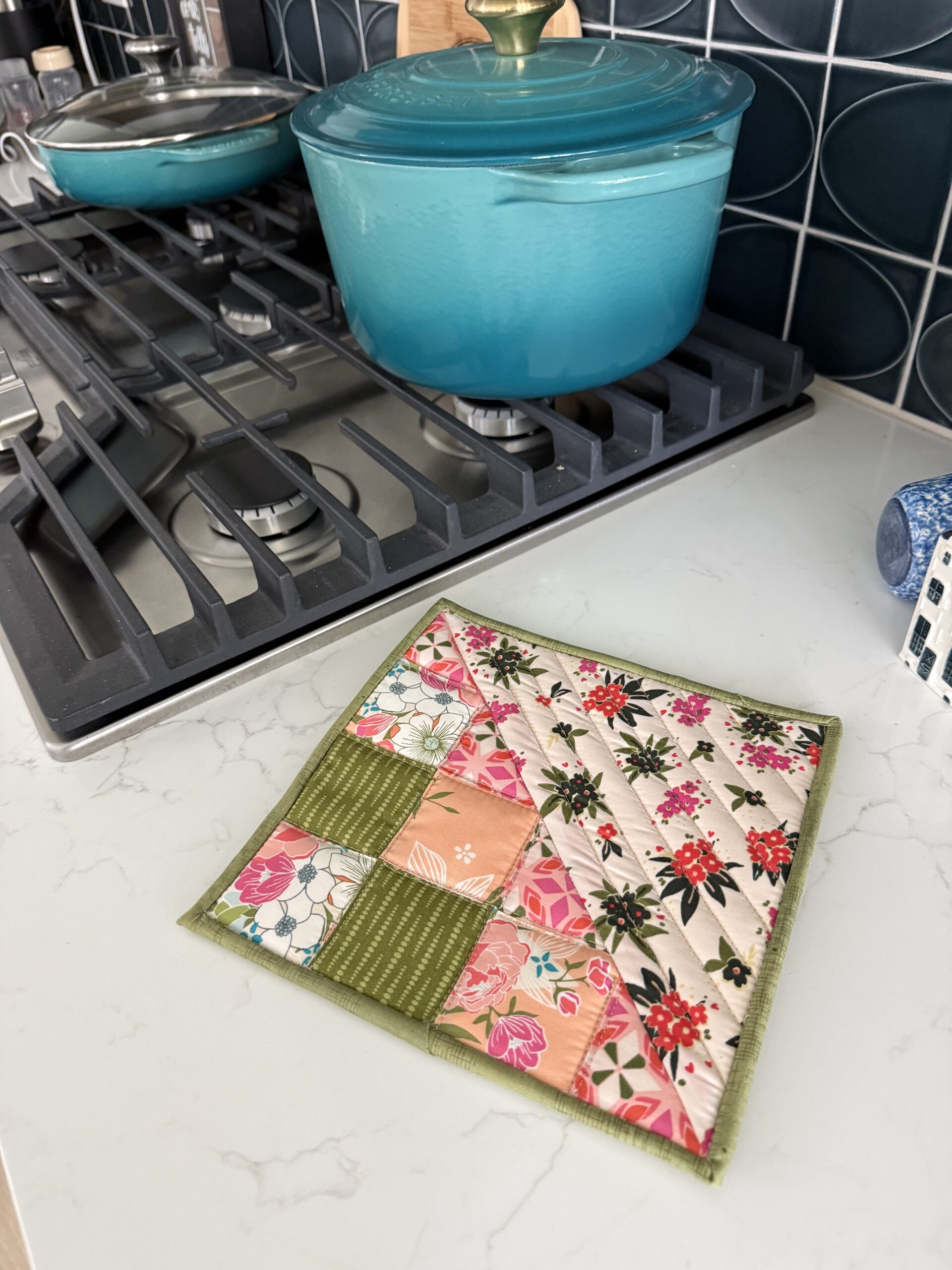 Bloom & Bake Hot Pads PDF Quilt Pattern - Image 10